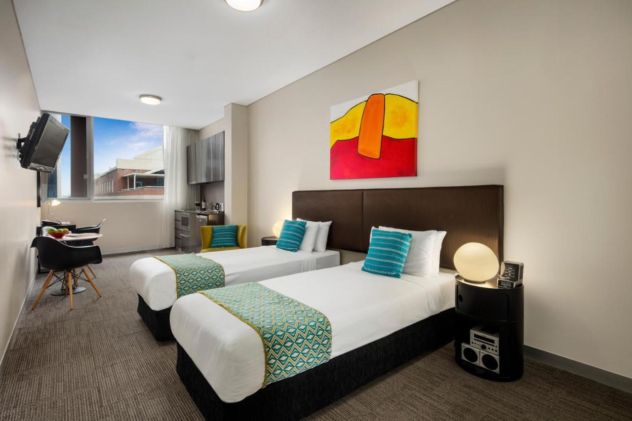 Holiday Inn & Suites Sydney Bondi Junction 외부 사진